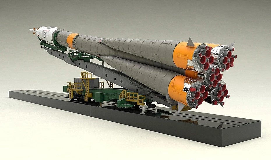 1/500 SOYUZ LAUNCH VEHICLE AND TRANSPORTER MODEORID - Imagen 4