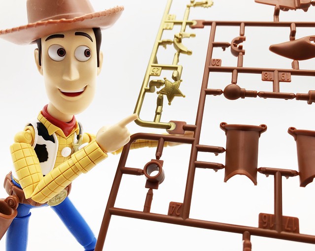 TOY STORY WOODY PLASTIC MODEL KIT - Imagen 14