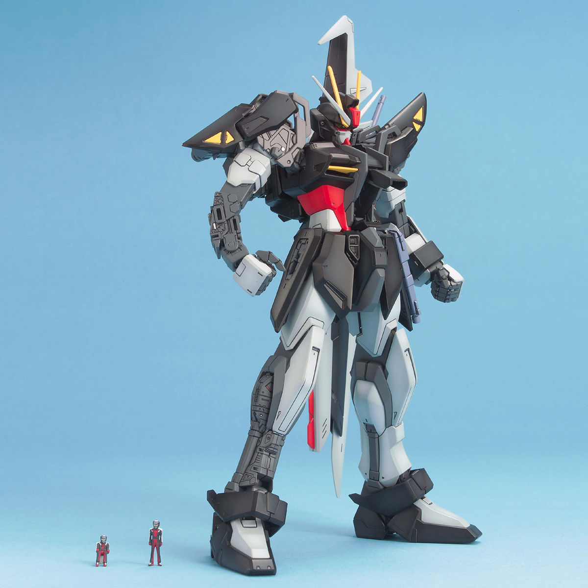 MG 1/100 GAT-X105E STRIKE NOIR GUNDAM - Nº 096 - Imagen 4