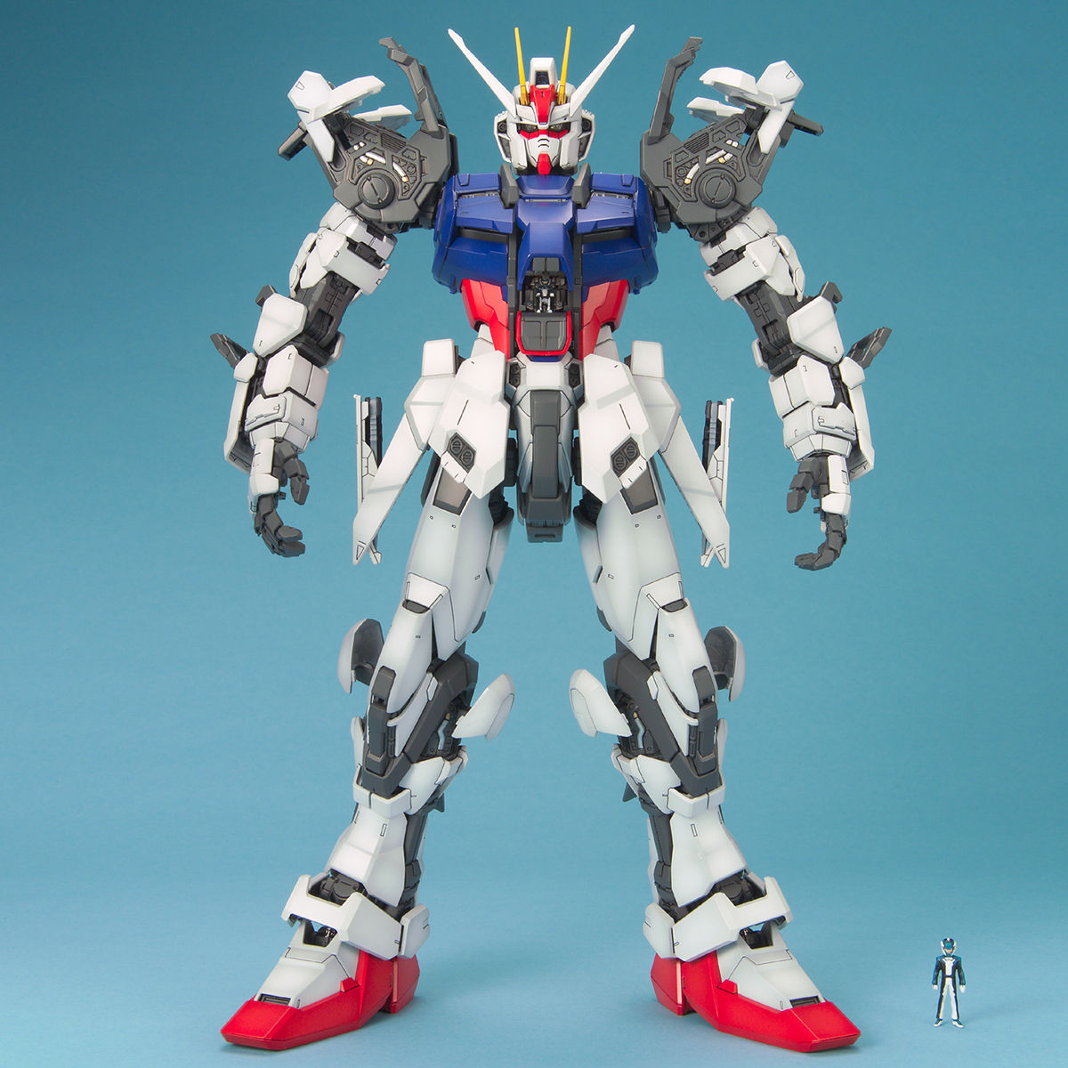 PG 1/60 GAT-X105 STRIKE GUNDAM - Nº 09 - Imagen 4