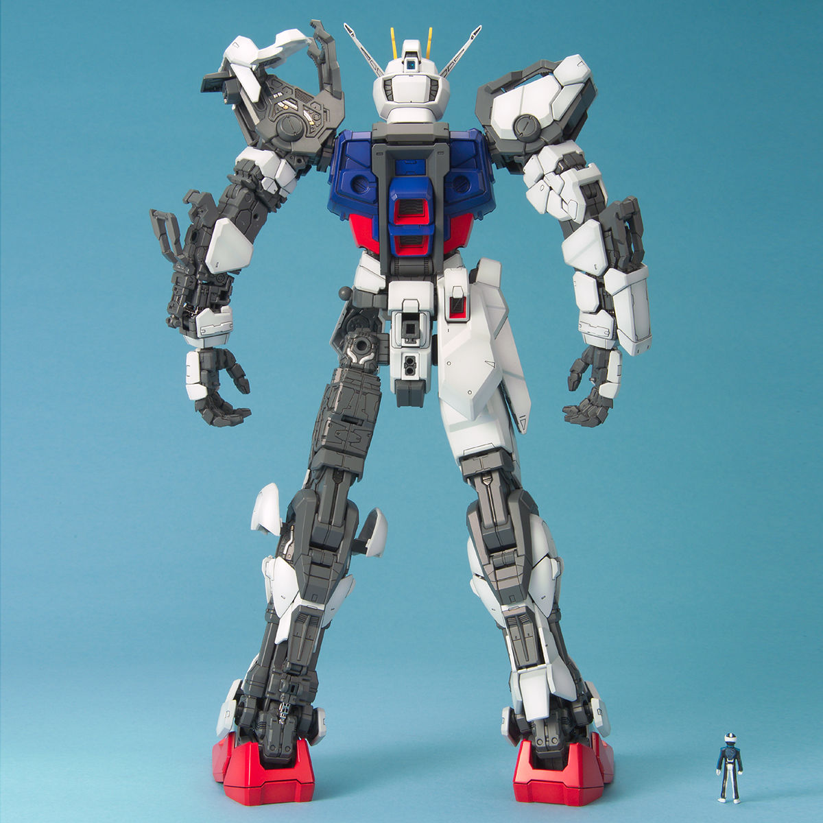 PG 1/60 GAT-X105 STRIKE GUNDAM - Nº 09 - Imagen 5
