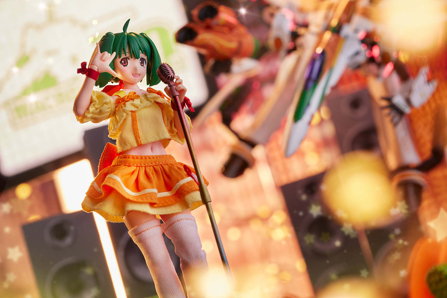 AOSHIMA VF-25F MESSIAH RANKA LEE MACROSS 40TH ANNIVERSARY - Imagen 3