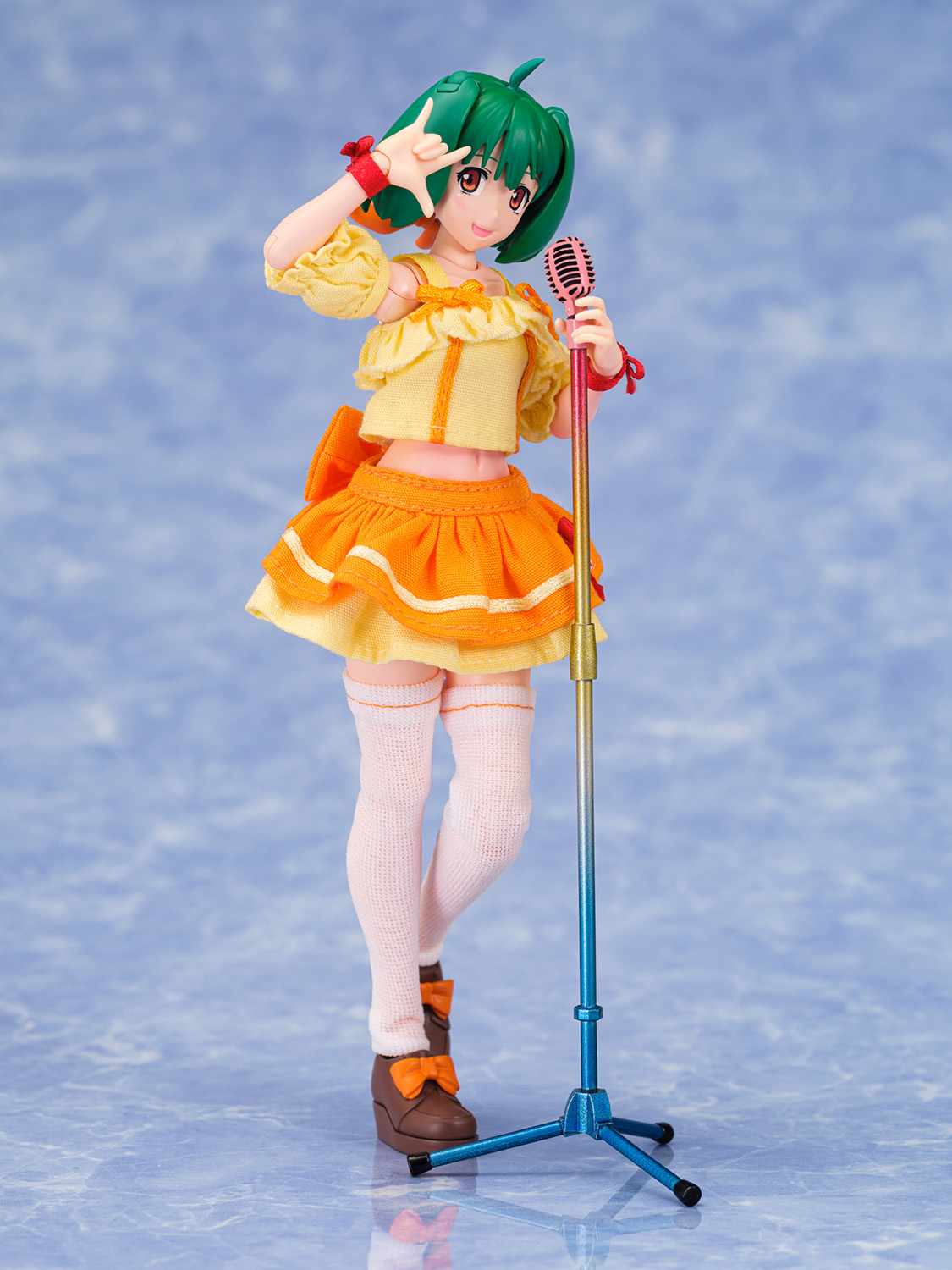 AOSHIMA VF-25F MESSIAH RANKA LEE MACROSS 40TH ANNIVERSARY - Imagen 7