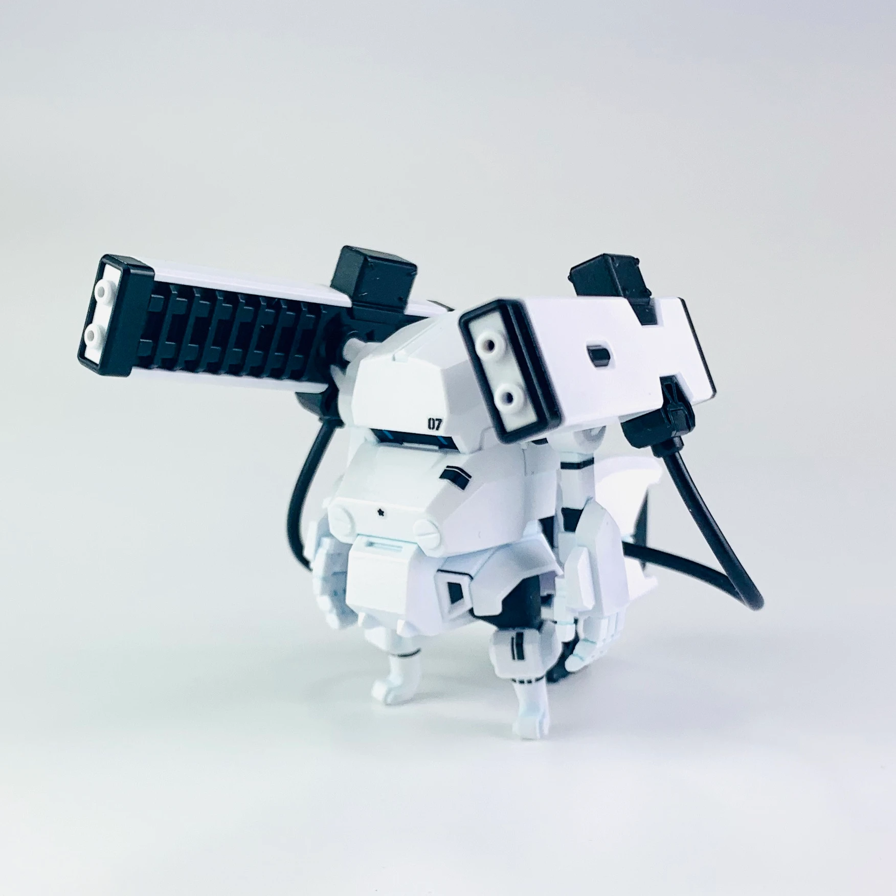 CHOI-PLA JGSDF TYPE 07 TANK NACCHIN WITH RAILGUN - Nº 008 (PURE WHITE) - Imagen 3