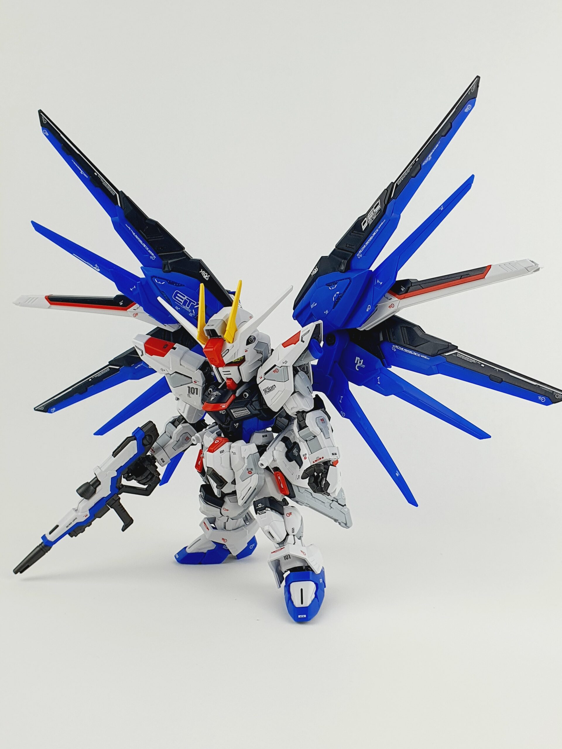 DELPI DECAL WATER DECAL PARA MGSD FREEDOM GUNDAM - Imagen 4
