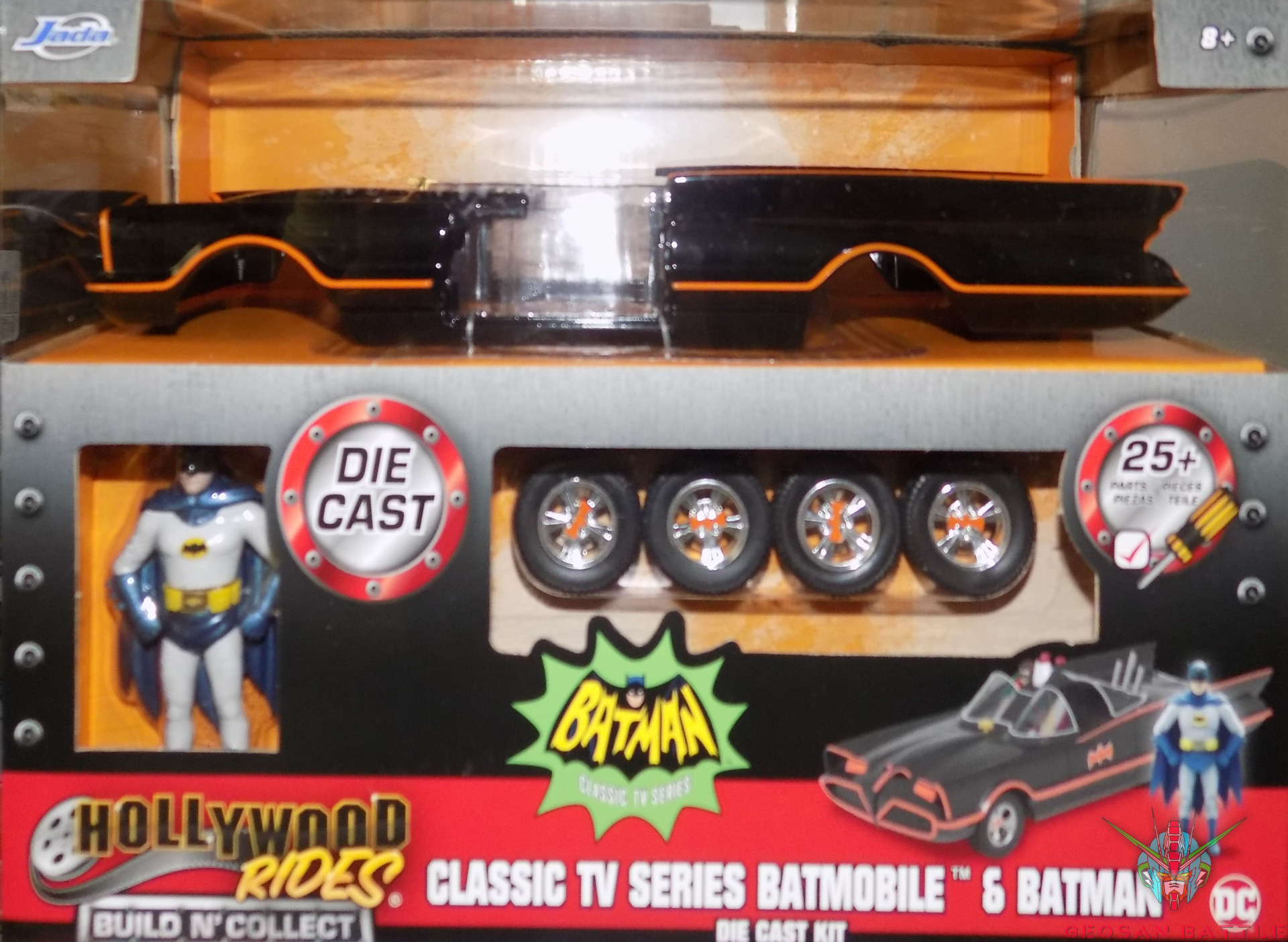 METALS DIE CAST CLASSIC TV SERIES BATOBILE & BATMAN