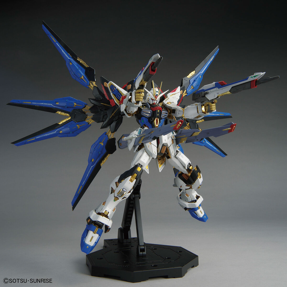 MGEX 1/100 STRIKE FREEDOM GUNDAM - Imagen 6