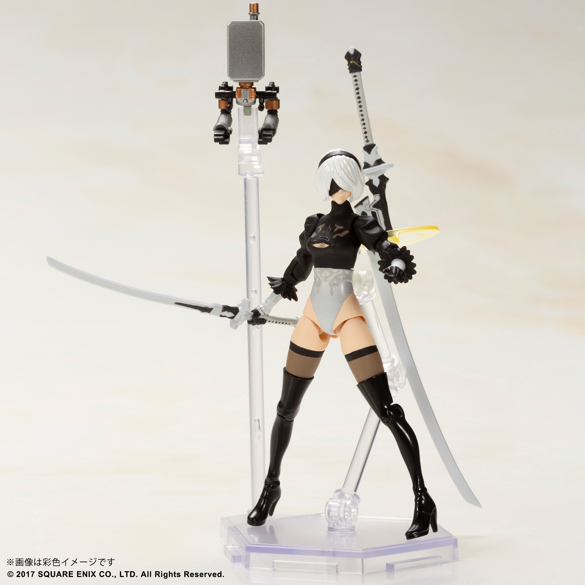 NIER:AUTOMATA 2B & 9S MODEL KIT - Imagen 6