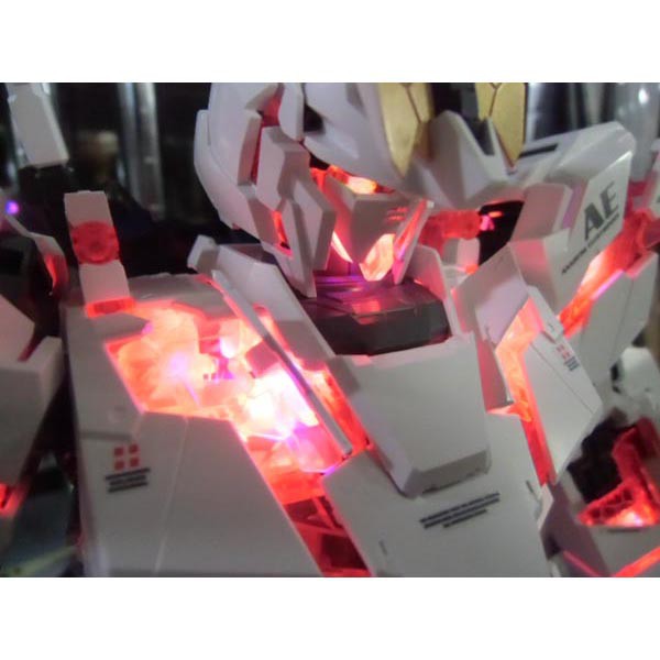 PG 1/60 LED UNIT RX-0 UNICORN GUNDAM - Imagen 15