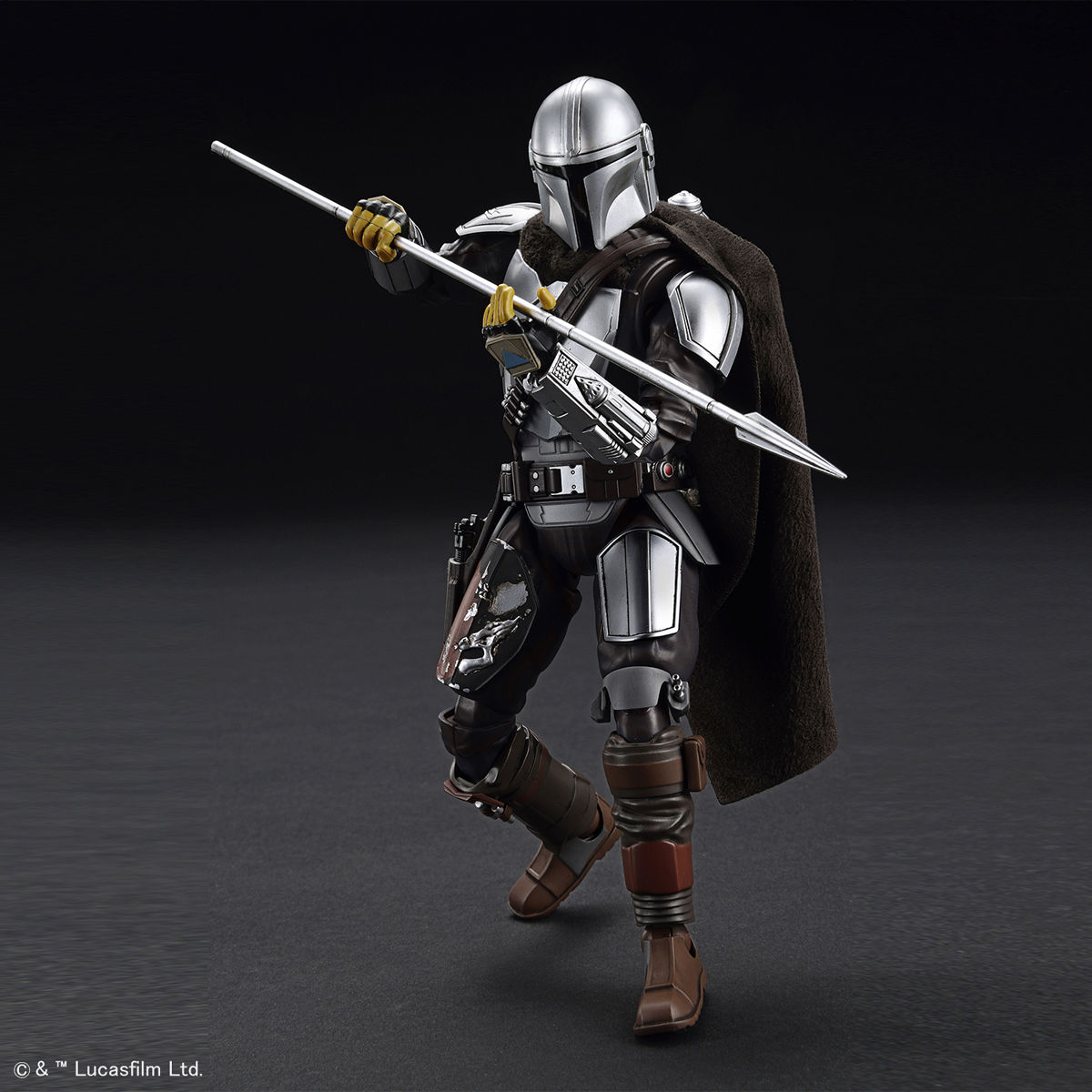 STAR WARS 1/12 THE MANDARLORIAN (BERKAR ARMOR) SILVER COIATING VER MODEL KIT - Imagen 10