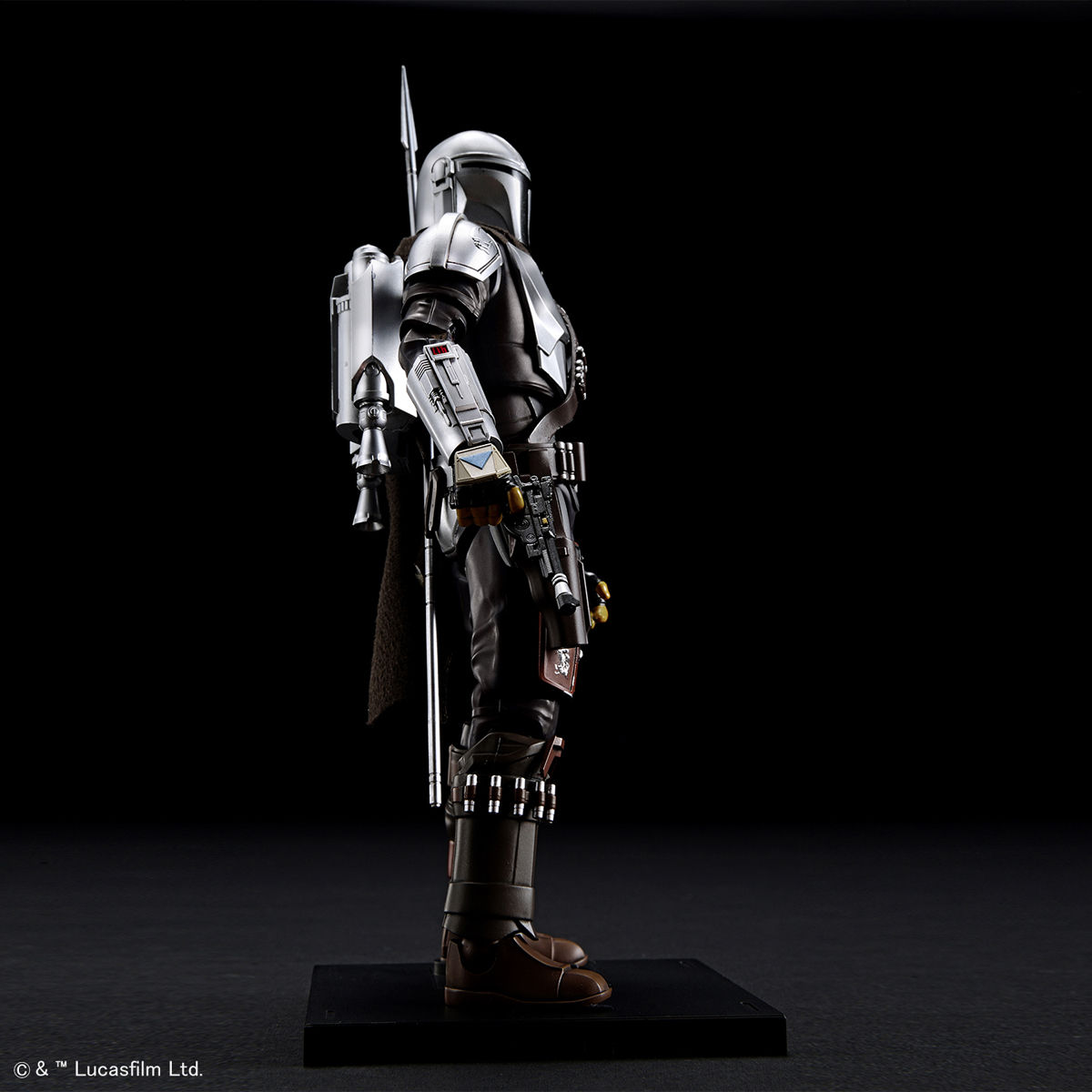 STAR WARS 1/12 THE MANDARLORIAN (BERKAR ARMOR) SILVER COIATING VER MODEL KIT - Imagen 7