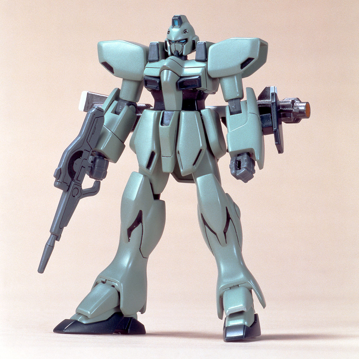 VINTAGE VICTORY GUNDAM 1/144 GUN EZ - Nº 02 - Imagen 2