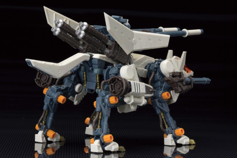 ZOIDS 1/72 COMMAND WOLF REPACKAGE VER - Nº 002 - Imagen 7