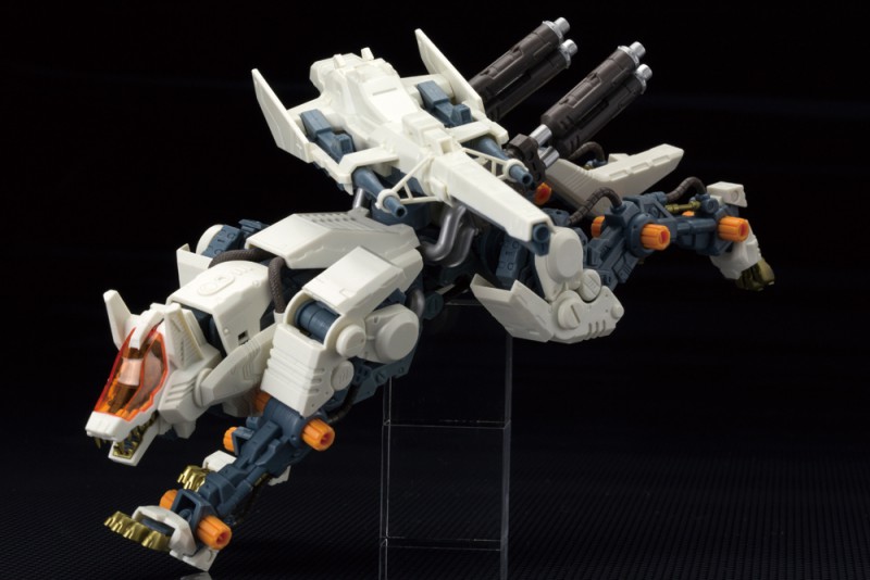 ZOIDS 1/72 COMMAND WOLF REPACKAGE VER - Nº 002 - Imagen 5
