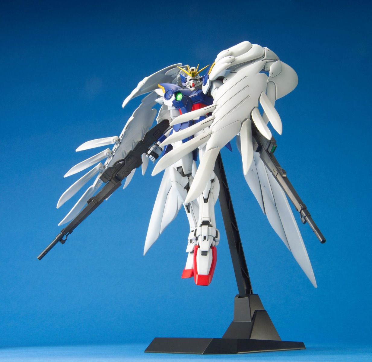 MG 1/100 GUNDAM WING GUNDAM ZERO EW - Nº 075 - Imagen 6