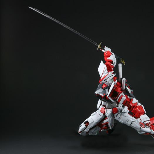 PG 1/60 MBF-P02 GUNDAM ASTRAY RED FRAME - Nº 12 - Imagen 7